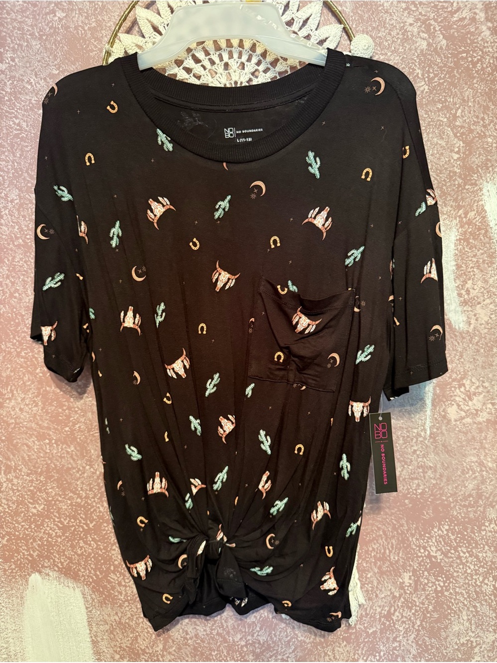 No Boundaries Black Western Print Tie-Front Tee. Large 11-13